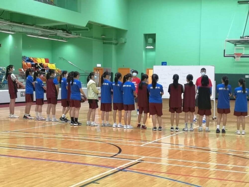 UCESR 聯合華人企業社會責任慈善基金